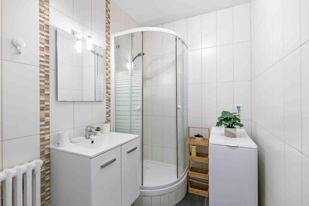 Appartement Avec Parking Et Terrasse Metro 7 Et Paris Villejuif Εξωτερικό φωτογραφία